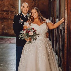 Meet your Posher, Caroline